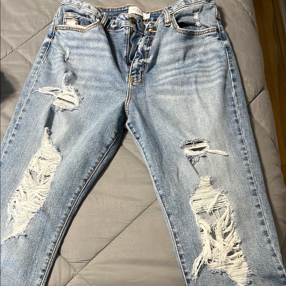 Oasis Blue Boyfriend Jeans with Distressed Details